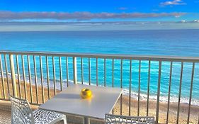 Seaviews By Jenni Menton, La Suite, Superbe Front De Mer, Top Emplacement Avec Terrasse Et Parking!